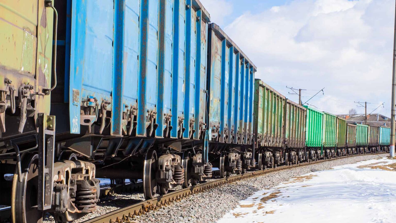 train cargo